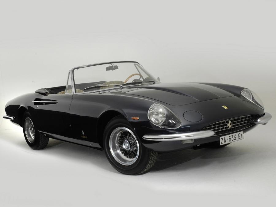  Ferrari 365 California 1966 года  (фото 13 из 30)